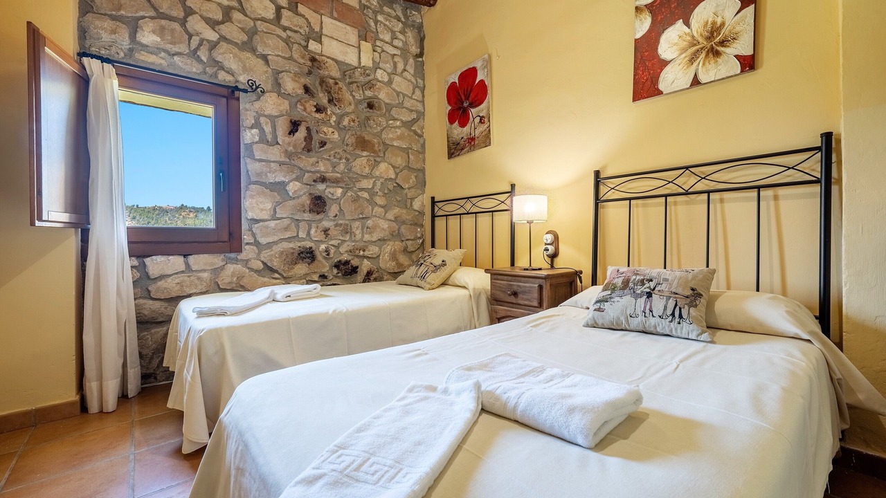 Photo of Bedroom in Flix