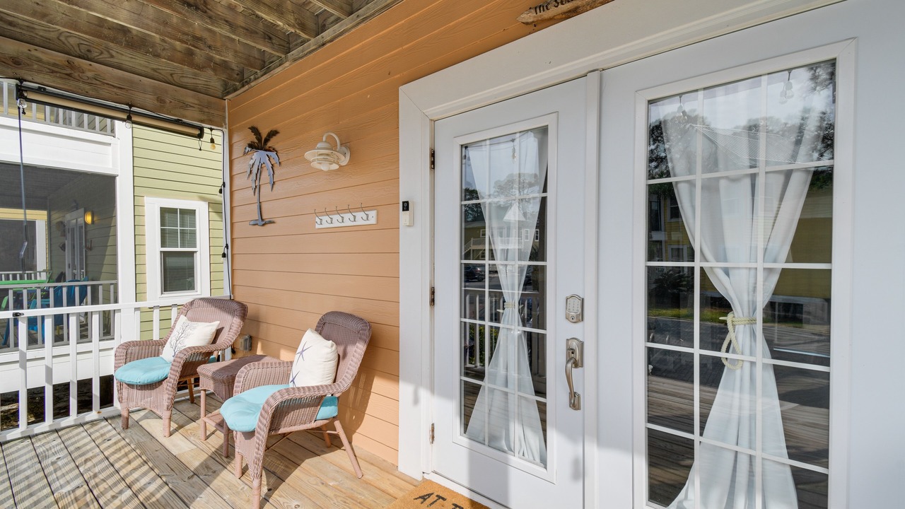 Photo of Patio Balcony in Ono Island