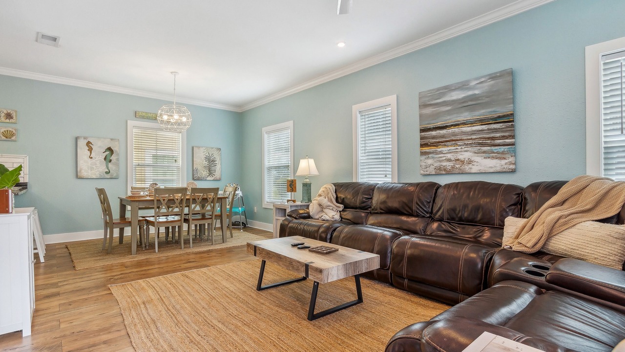 Photo of Livingroom in Ono Island