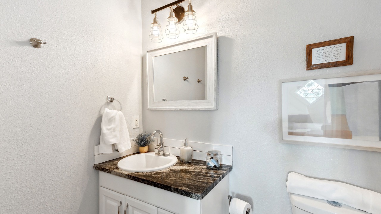 Photo of Bathroom in Ono Island