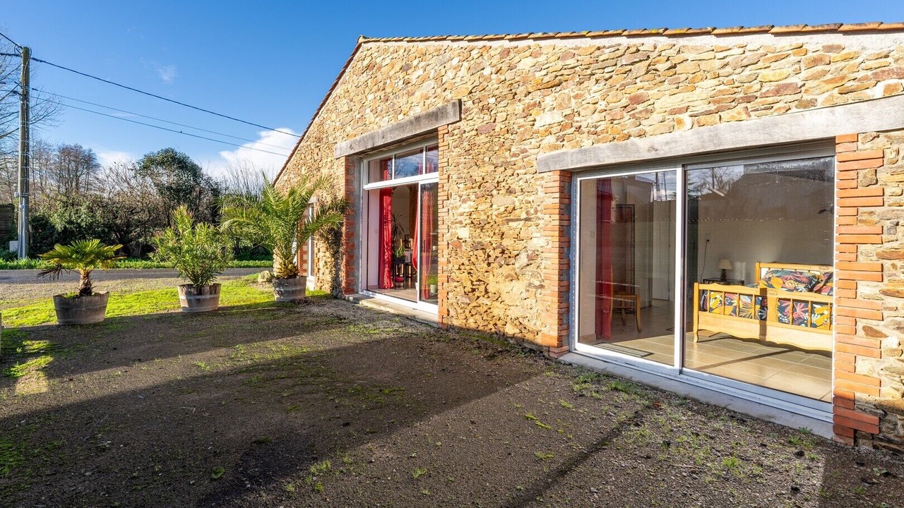 Photo of Outdoor in Saint-Julien-des-Landes