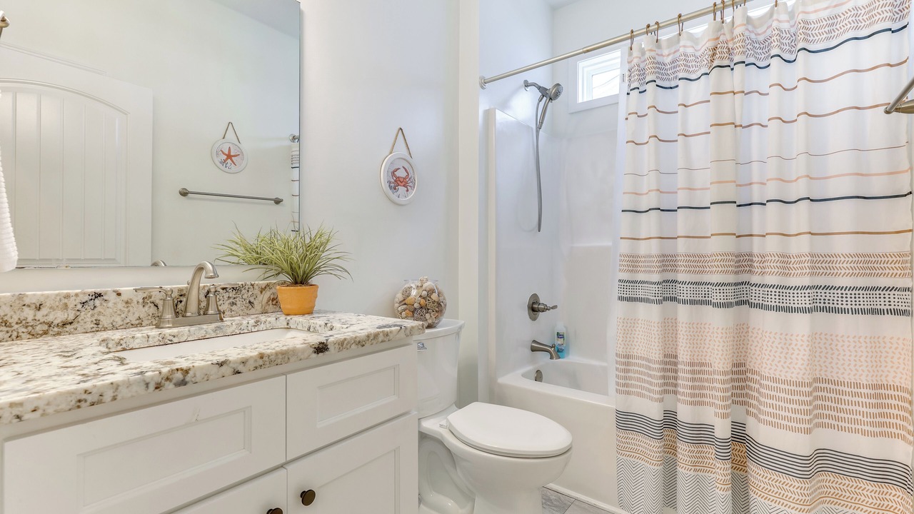 Photo of Bathroom in Yaupon Beach