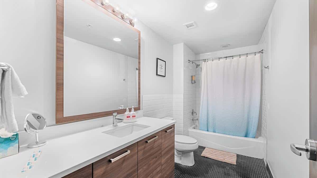 Photo of Bathroom in Downtown Dallas