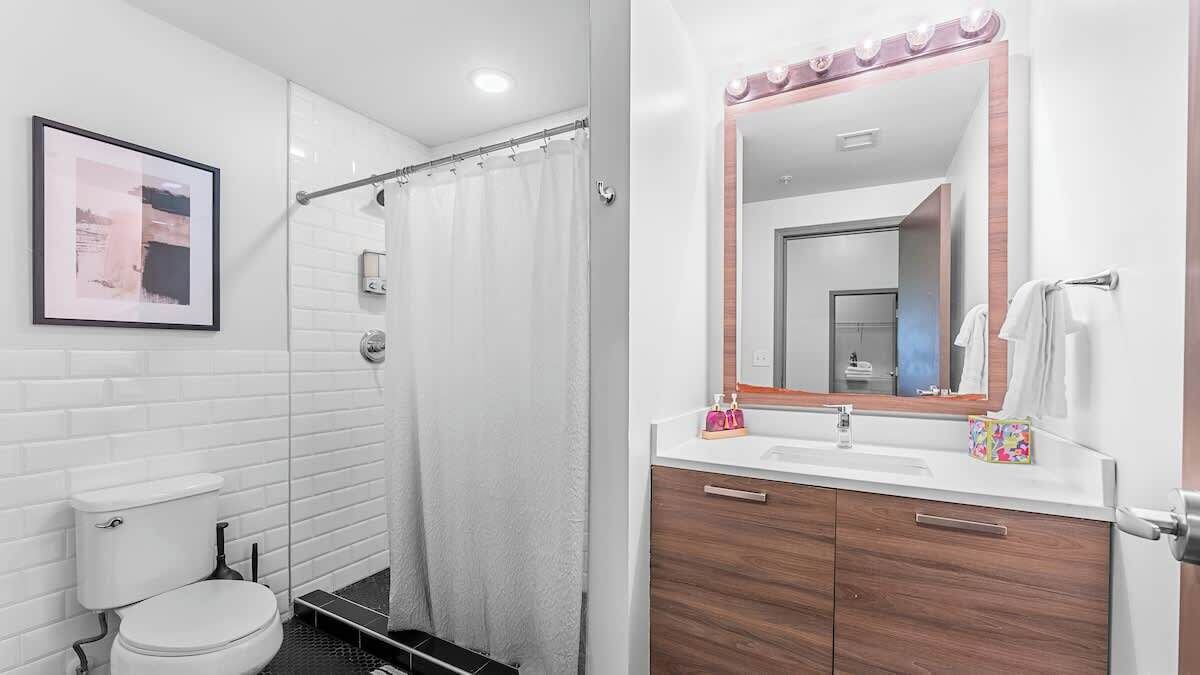 Photo of Bathroom in Downtown Dallas