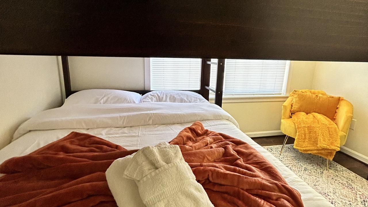 Photo of Bedroom in Mableton