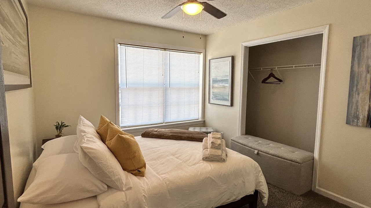 Photo of Bedroom in Mableton