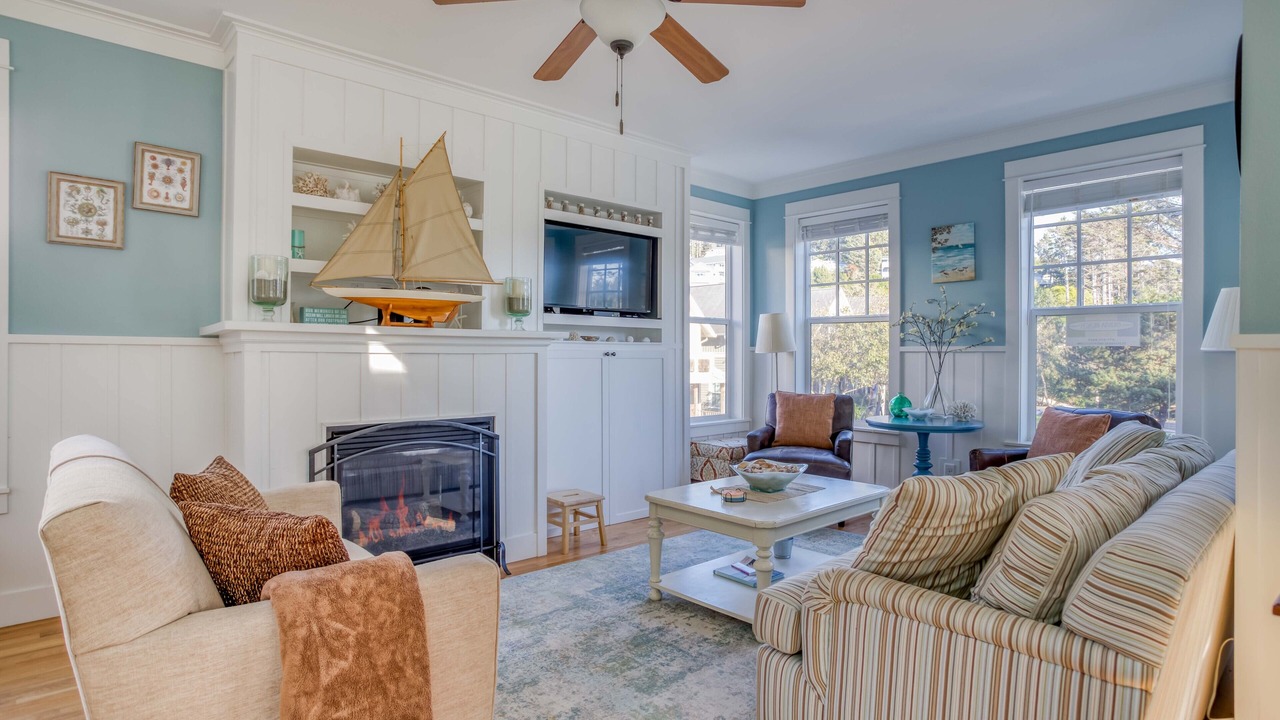 Photo of Livingroom in Olivia Beach