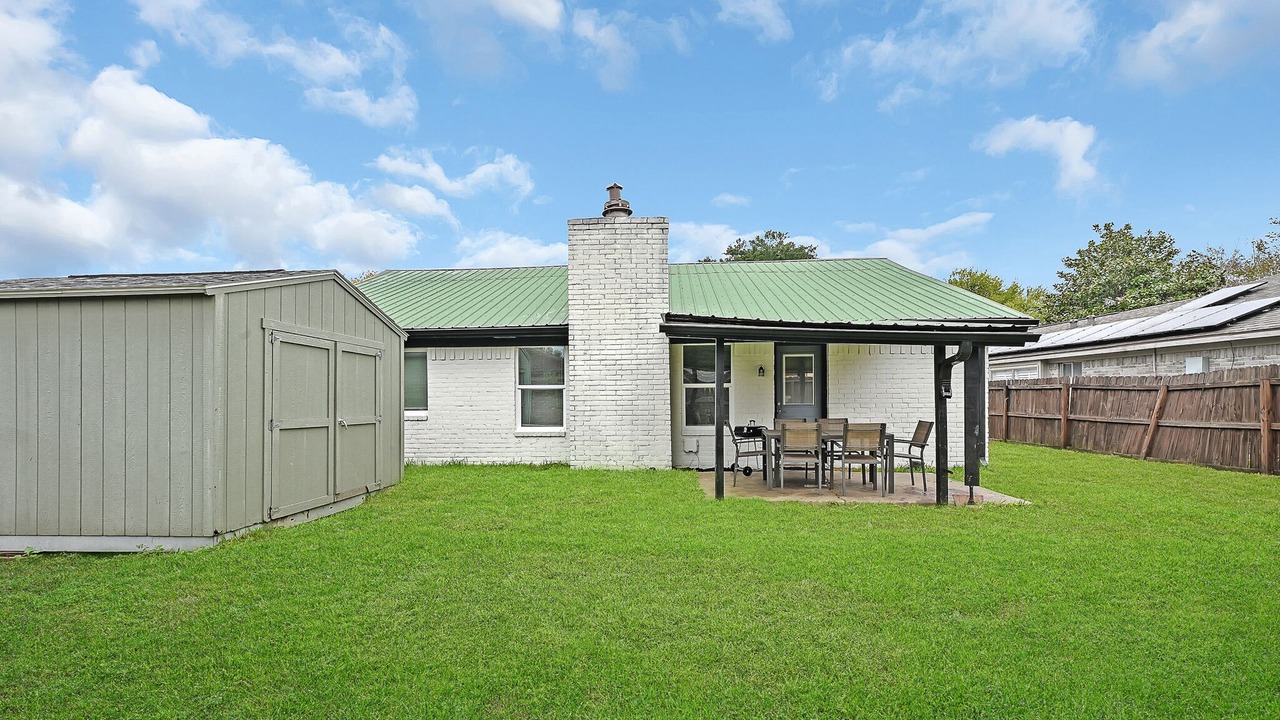 Photo of Outdoor in League City