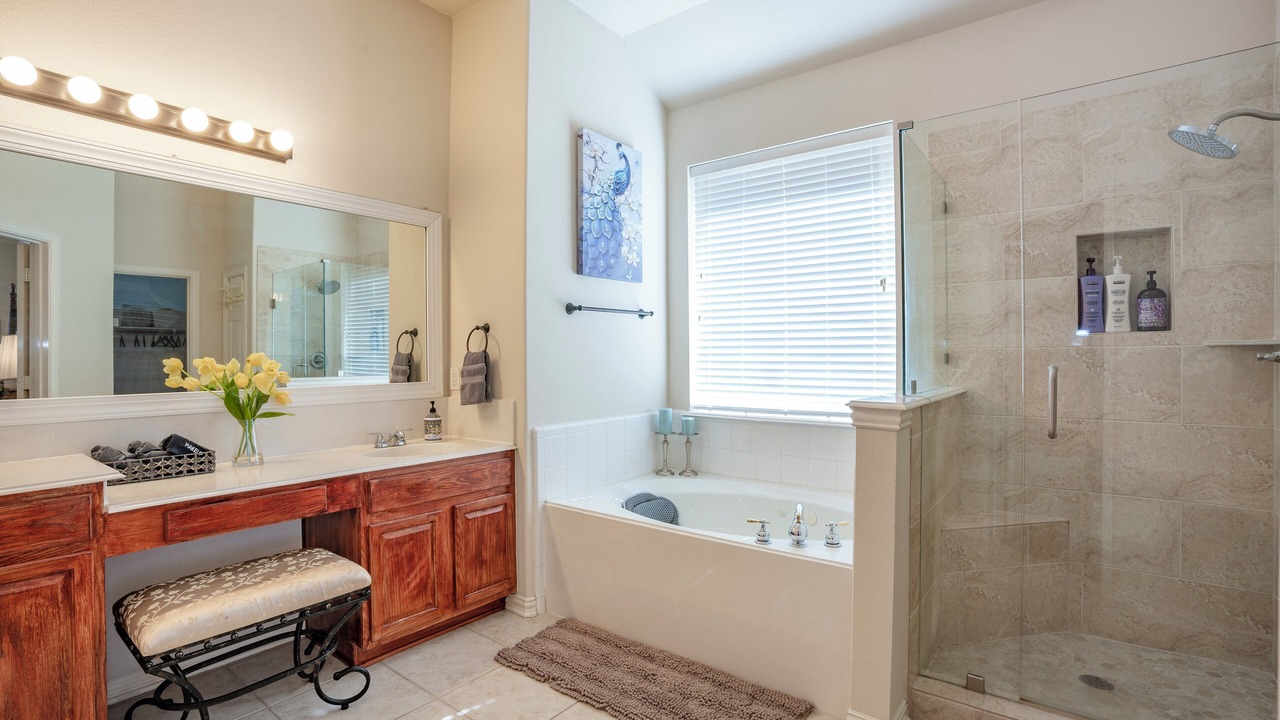 Photo of Bathroom in Allen
