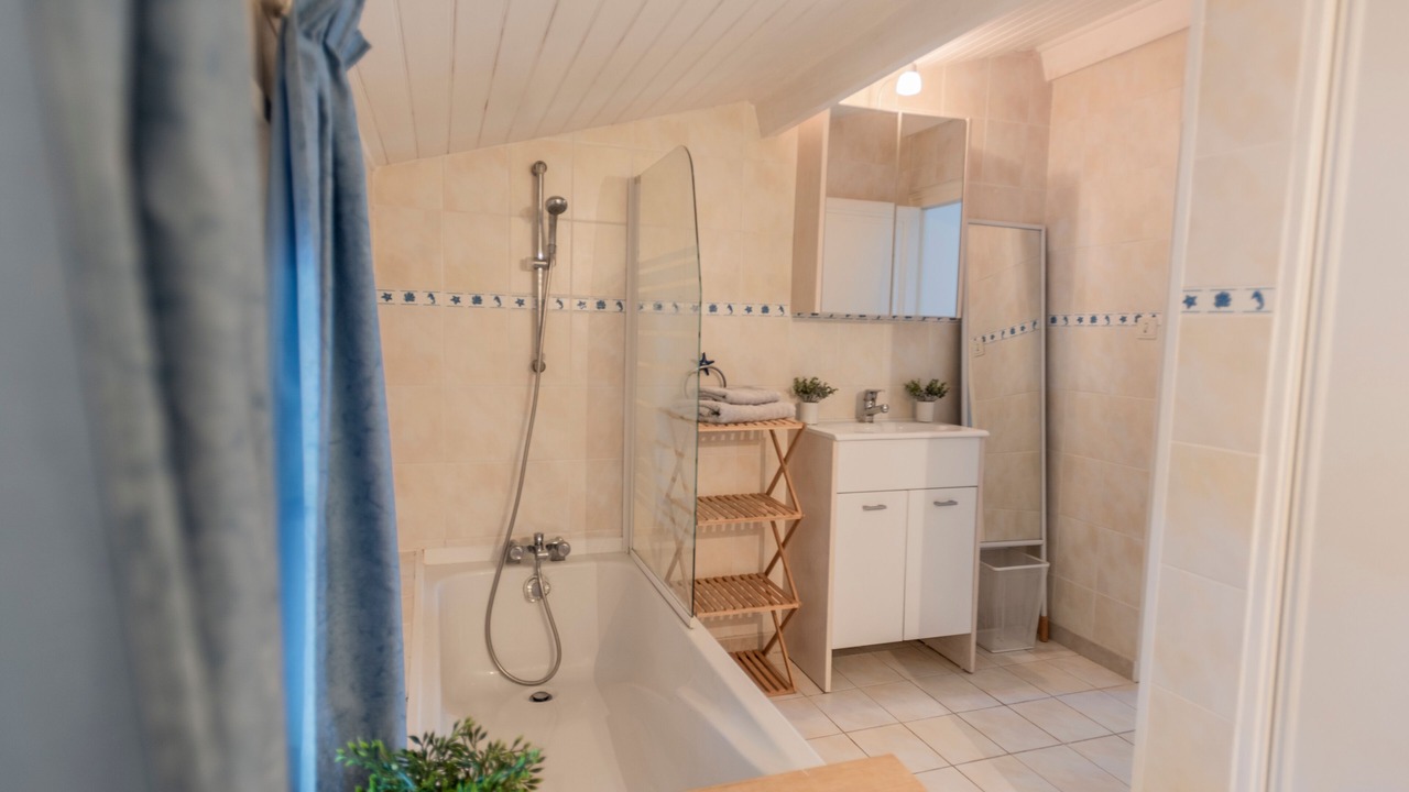 Photo of Bathroom in Laprade