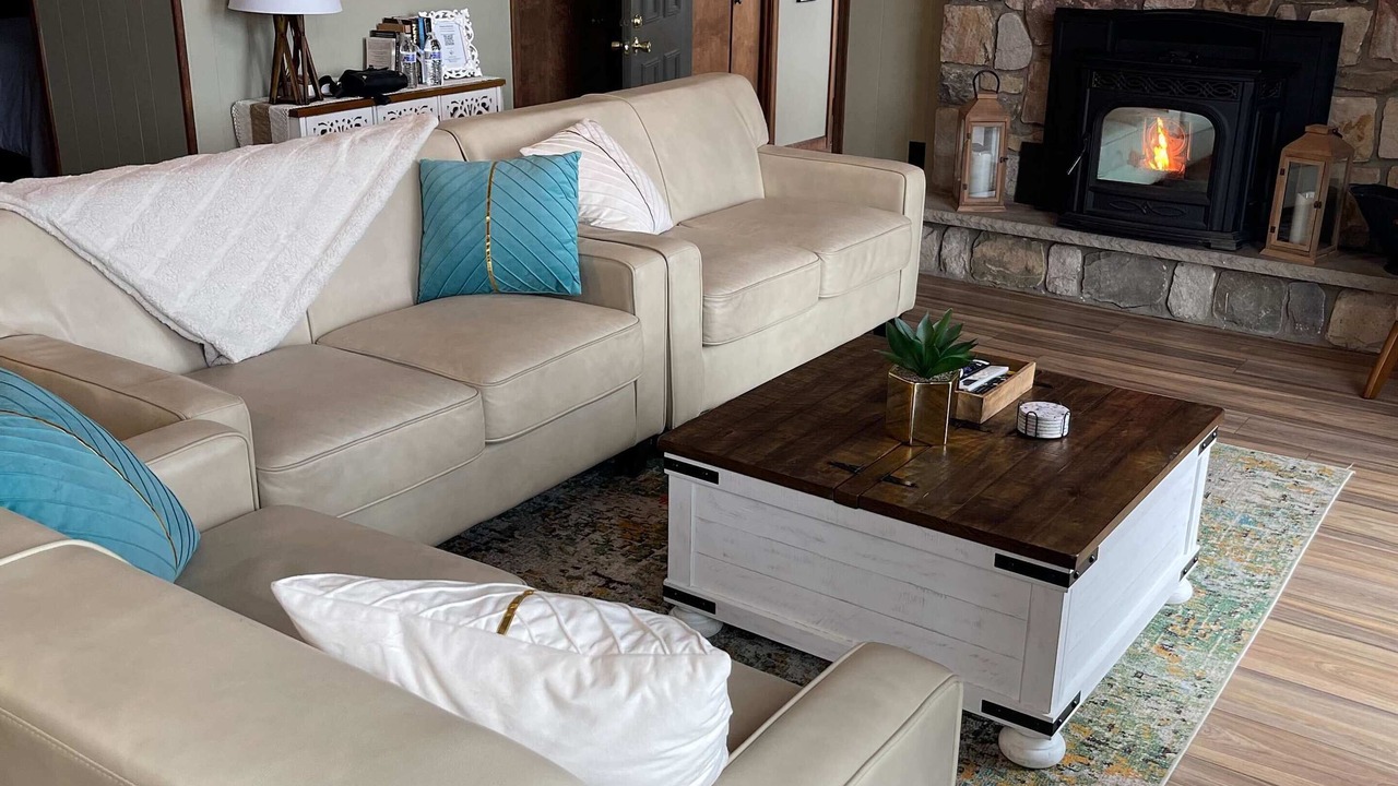 Photo of Livingroom in Gouldsboro