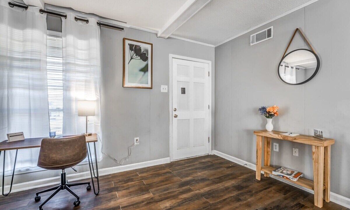 Photo of Others in Ellendale