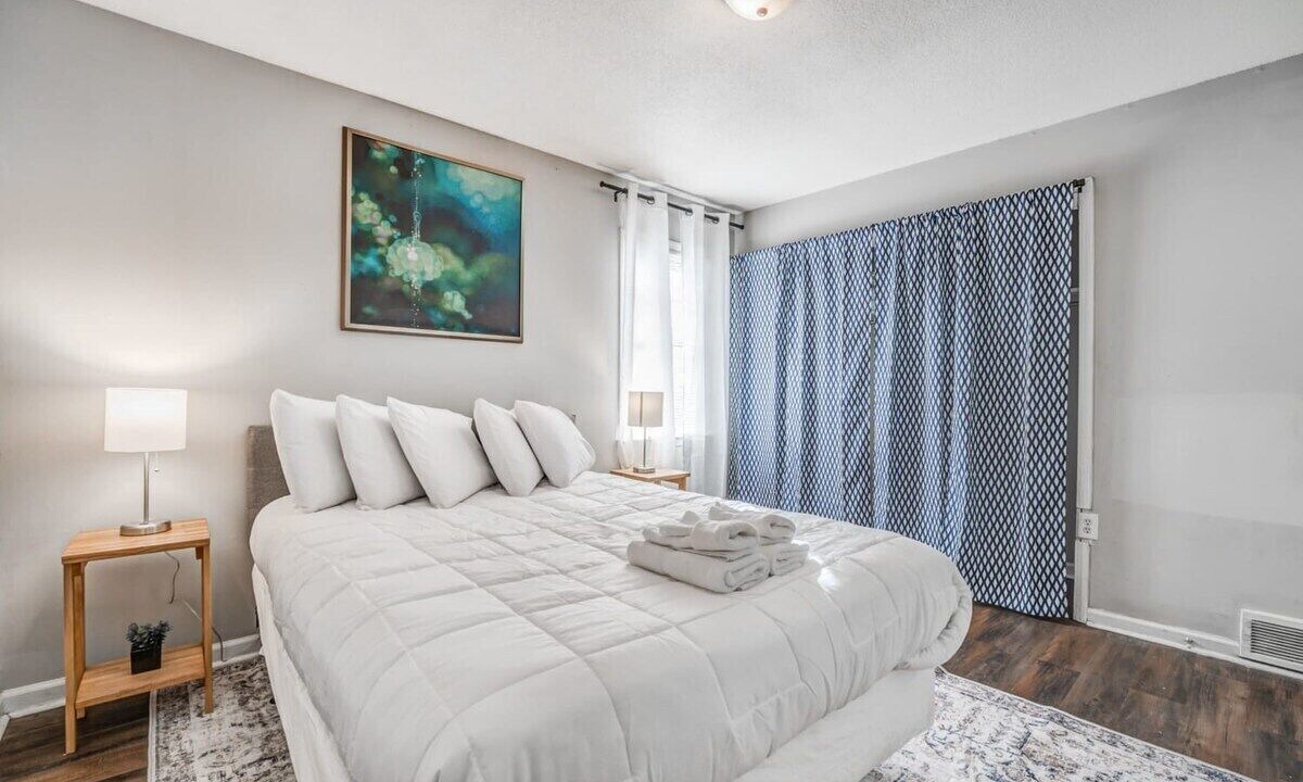 Photo of Others in Ellendale