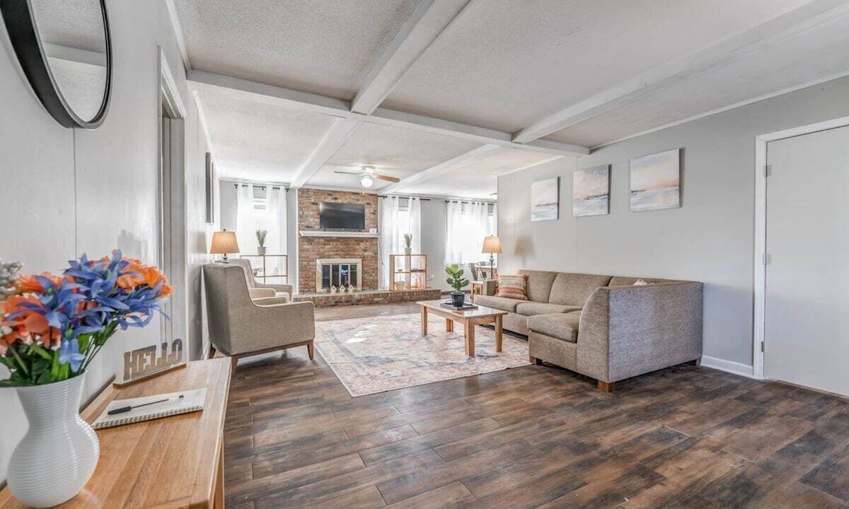 Photo of Livingroom in Ellendale