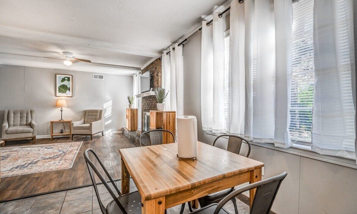 Photo of Others in Ellendale