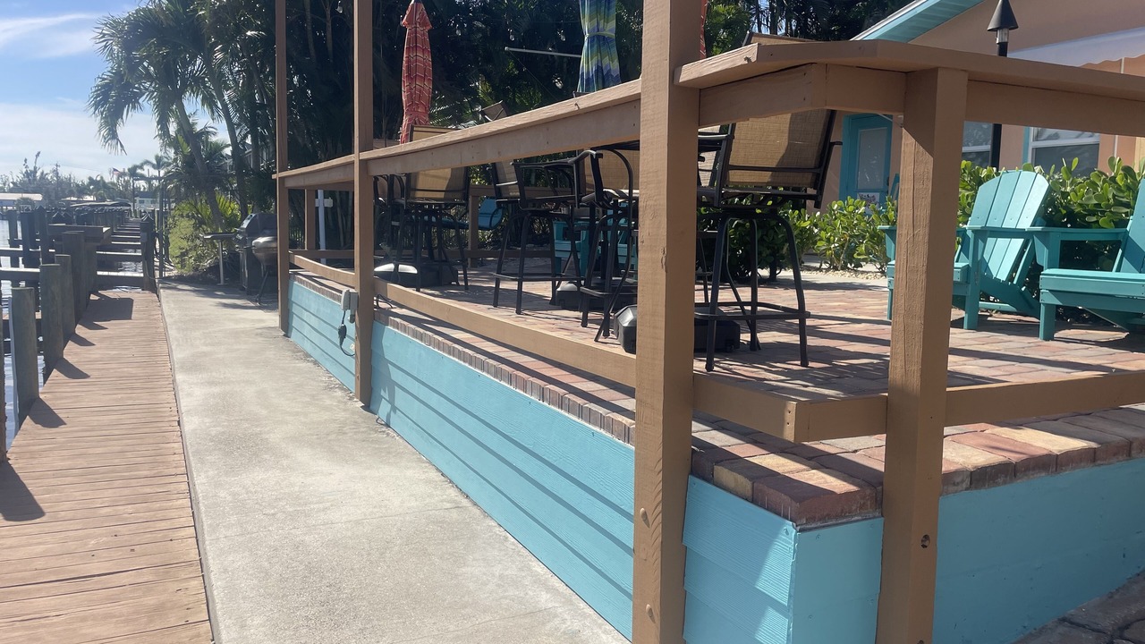 Photo of Patio Balcony in Saint James City