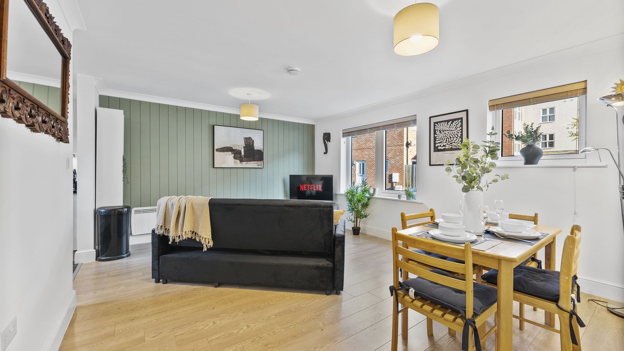 Photo of Others in Warwick