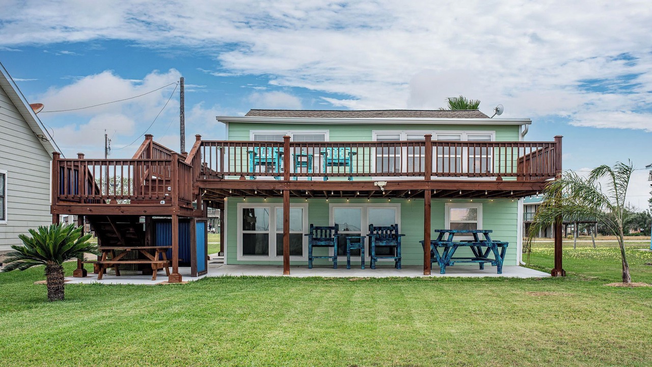 Photo of Outdoor in Palacios