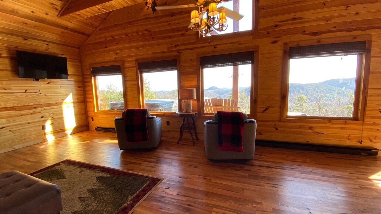 Photo of Livingroom in Millers Creek