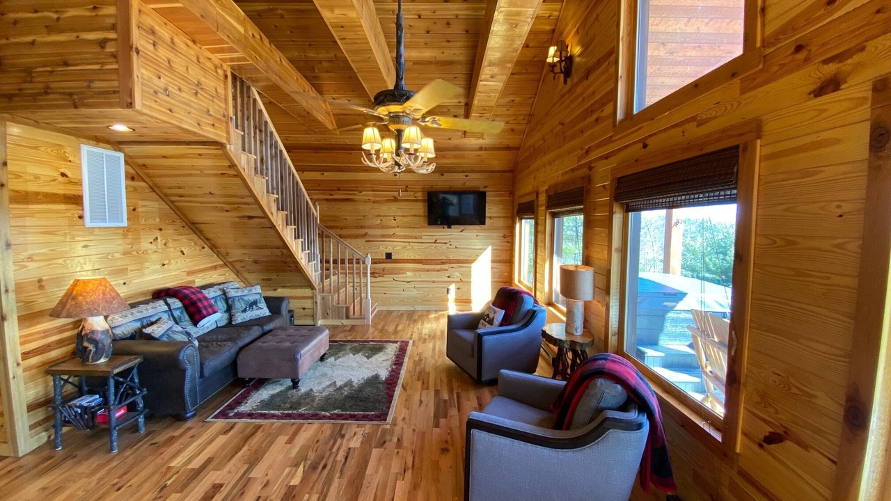 Photo of Livingroom in Millers Creek