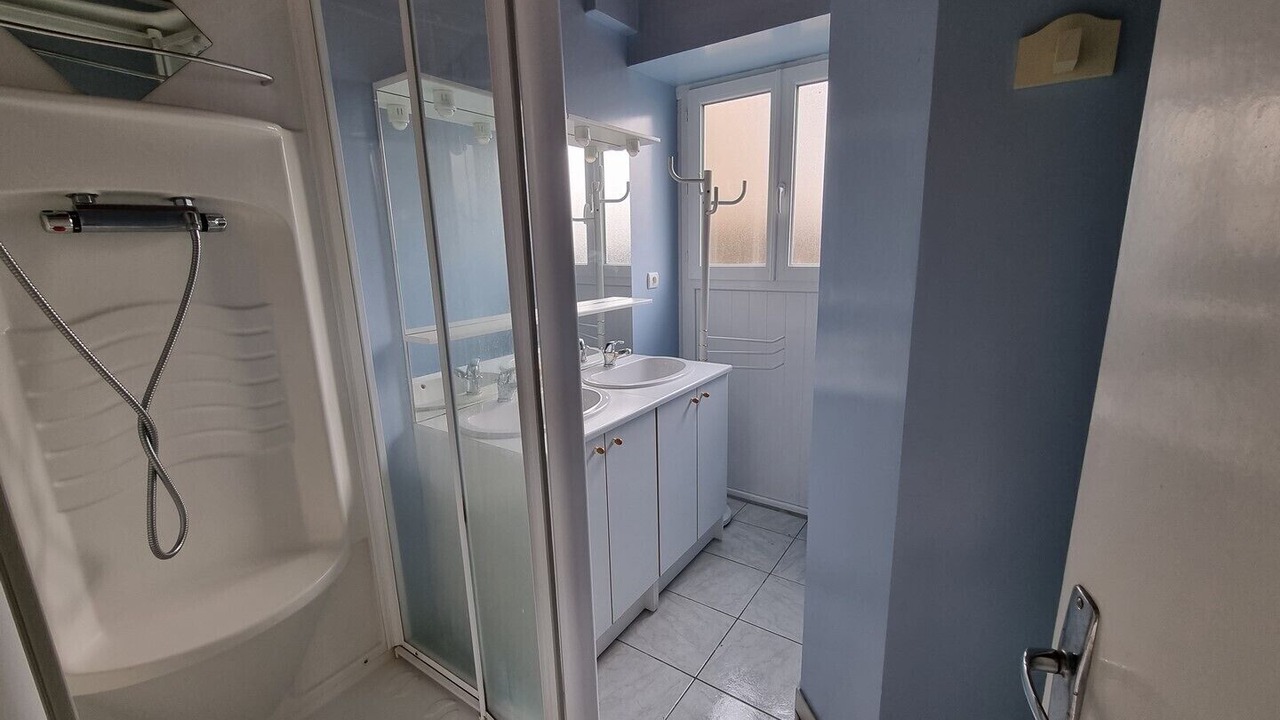 Photo of Bathroom in Vieux-Viel