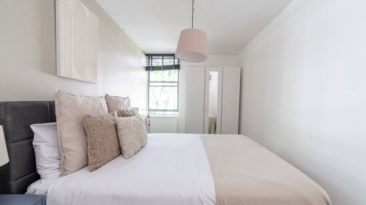 Photo of Bedroom in Canonbury