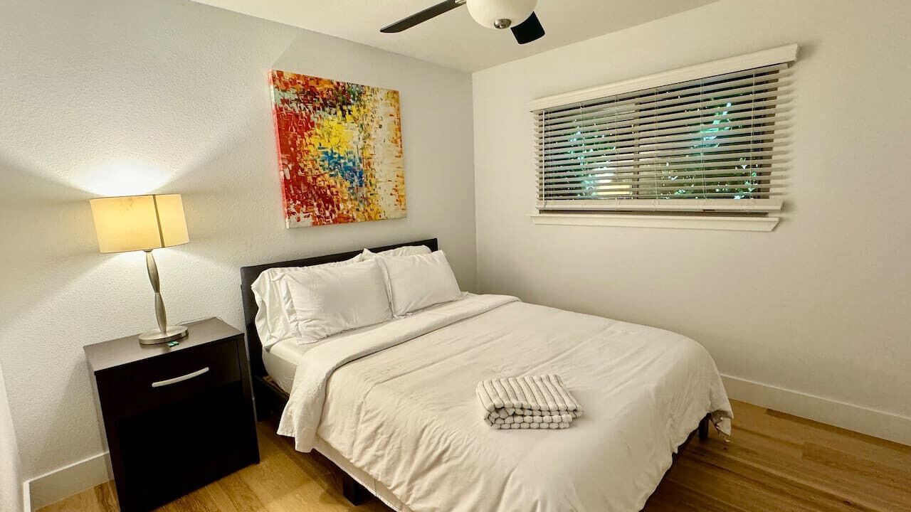 Photo of Bedroom in North Austin Civic Association