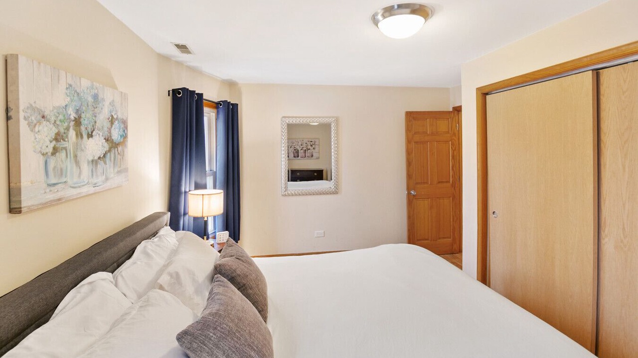 Photo of Bedroom in Libertyville
