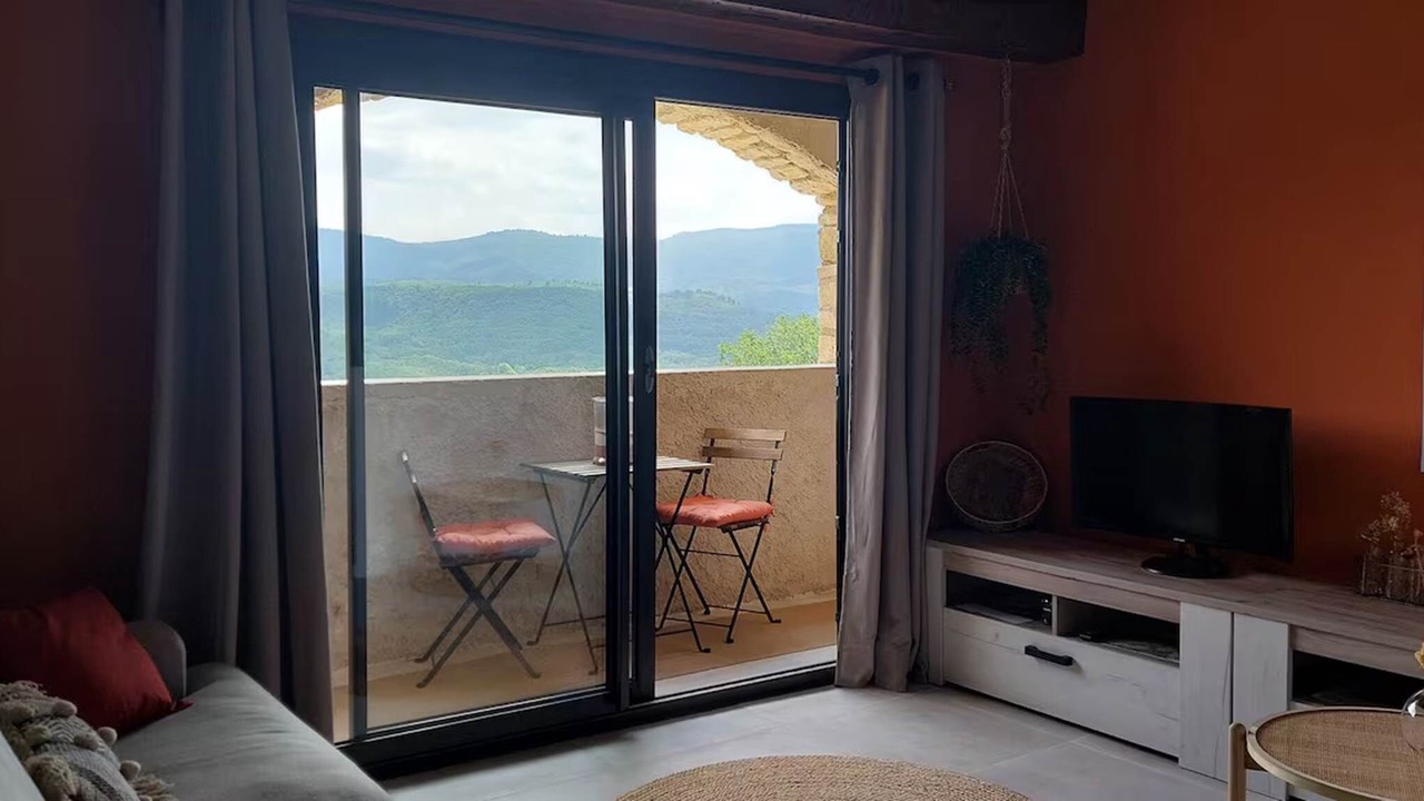 Photo of Others in Viens