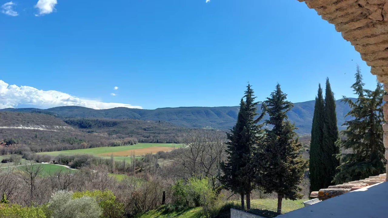 Photo of Others in Viens