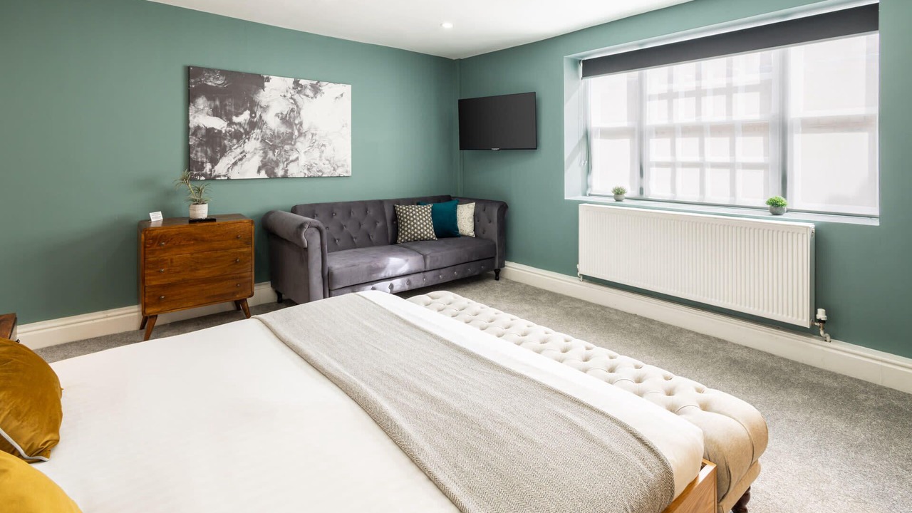 Photo of Others in Hope Street