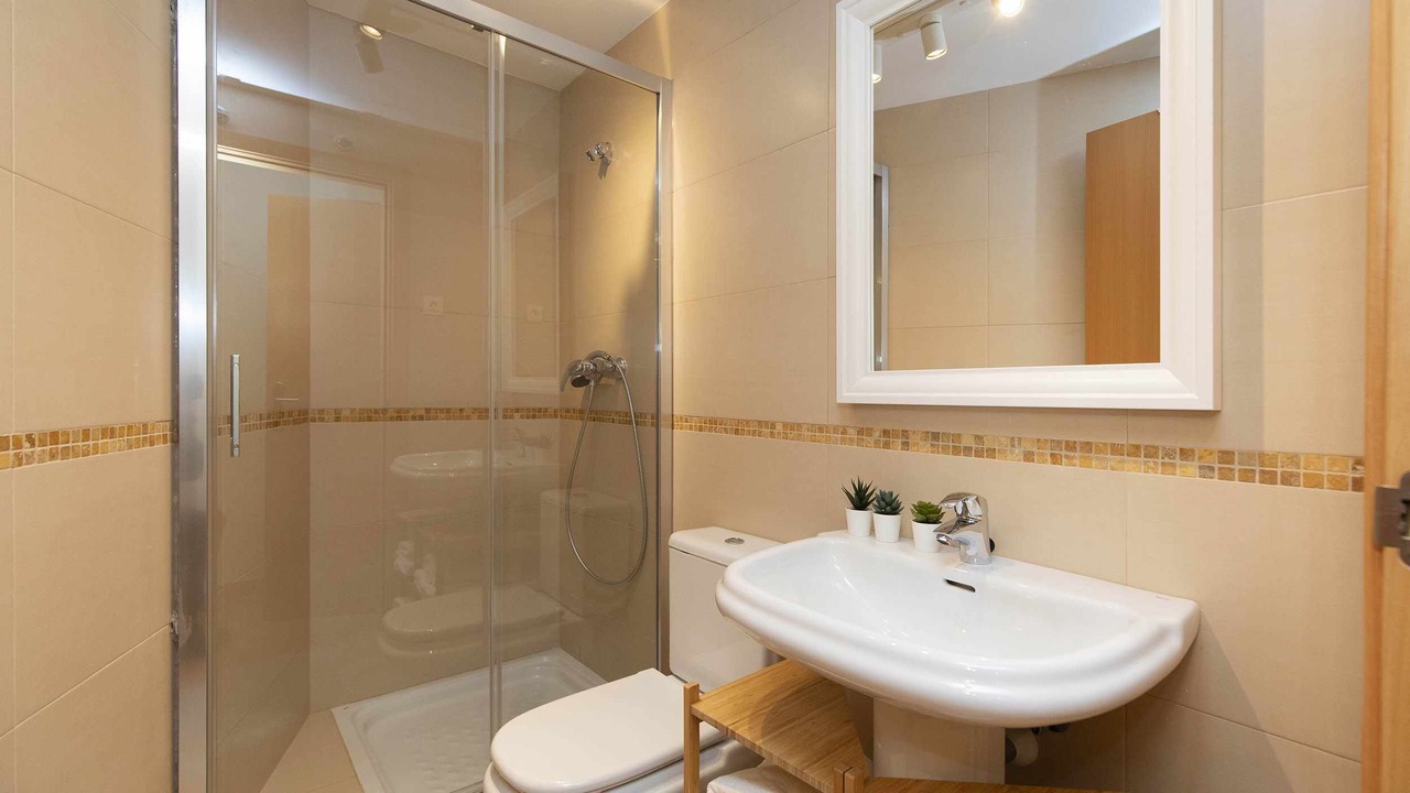 Photo of Bathroom in Escarrilla