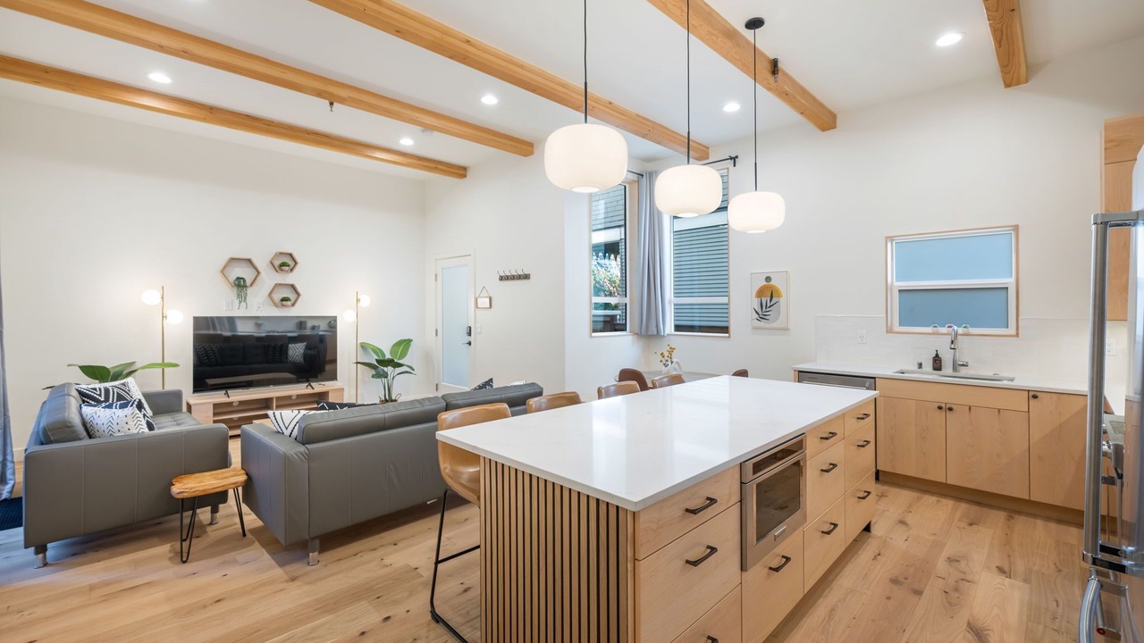 Photo of Others in Minor