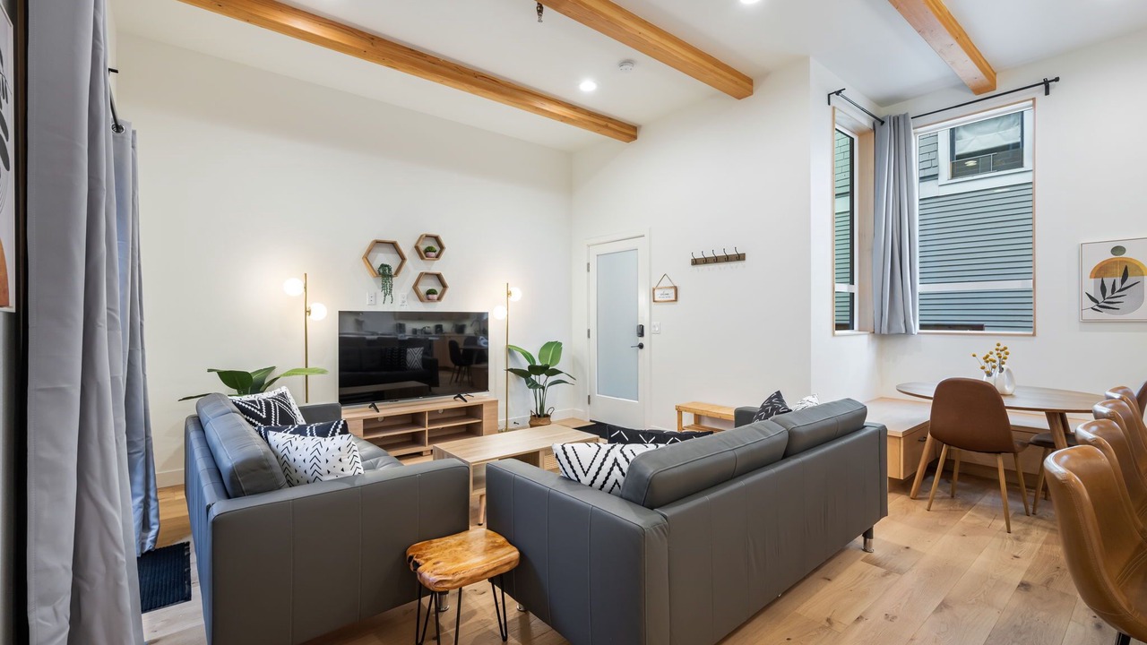 Photo of Livingroom in Minor