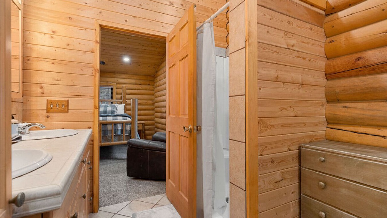 Photo of Bathroom in Hanna