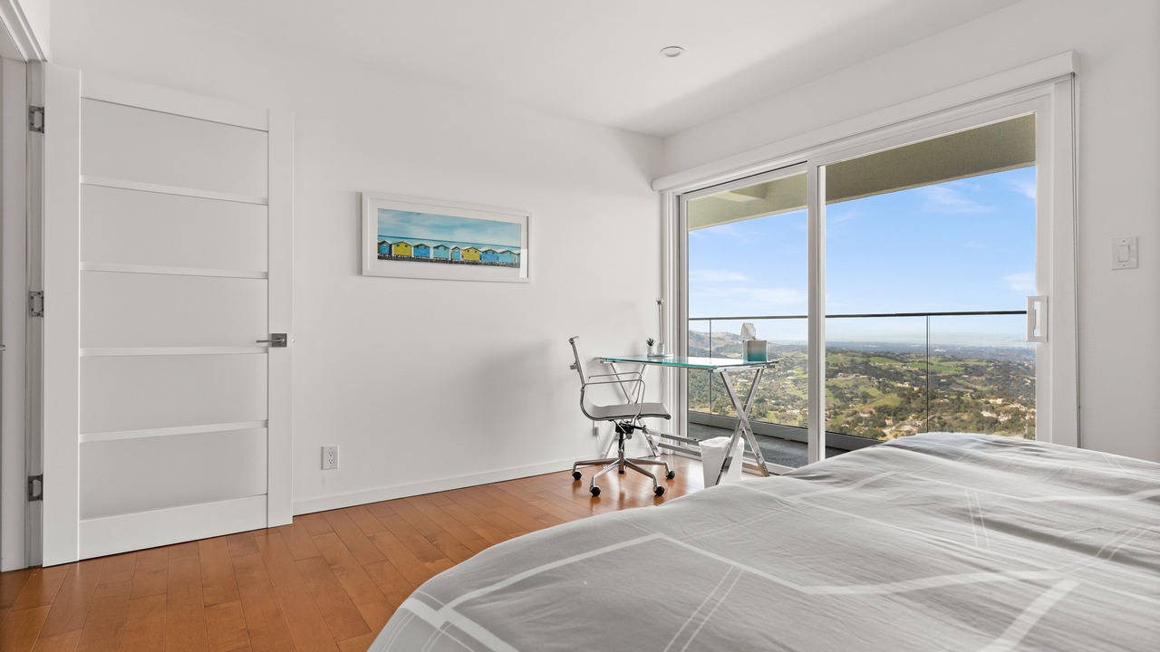 Photo of Bedroom in Saratoga