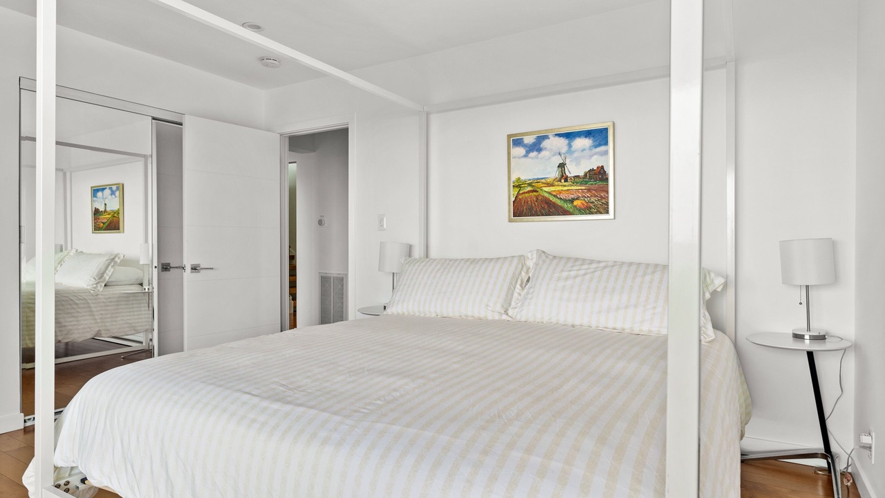 Photo of Bedroom in Saratoga