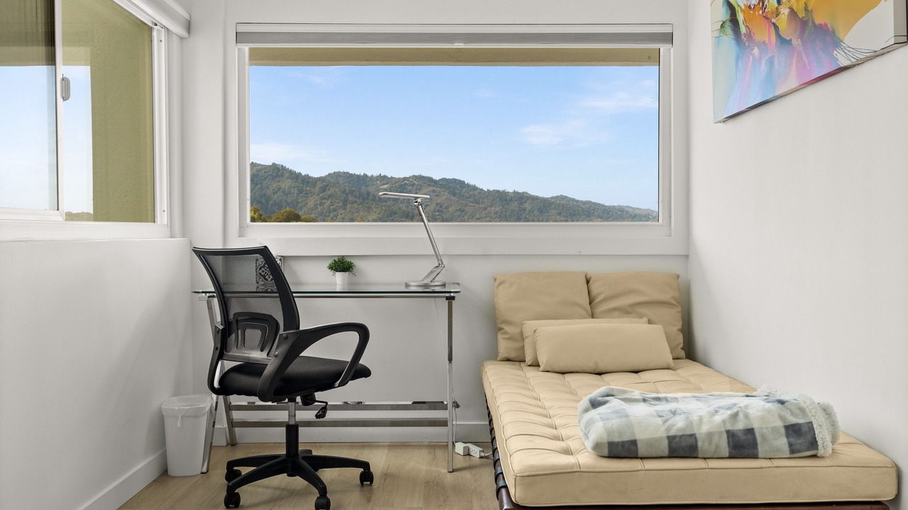 Photo of Others in Saratoga