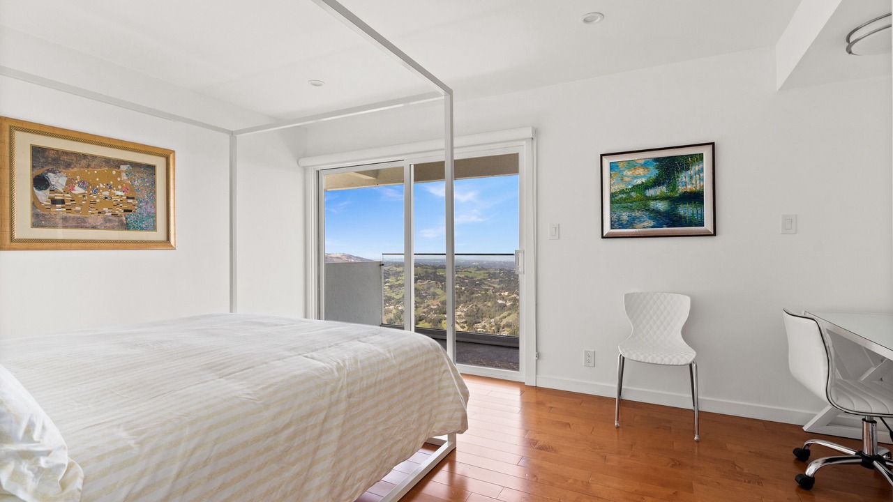 Photo of Bedroom in Saratoga