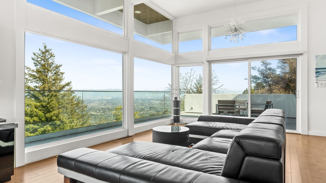 Photo of Bedroom in Saratoga