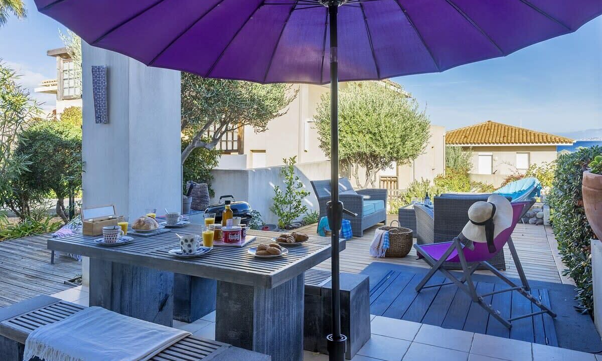 Photo of Outdoor in Marine de Saint Ambroggio