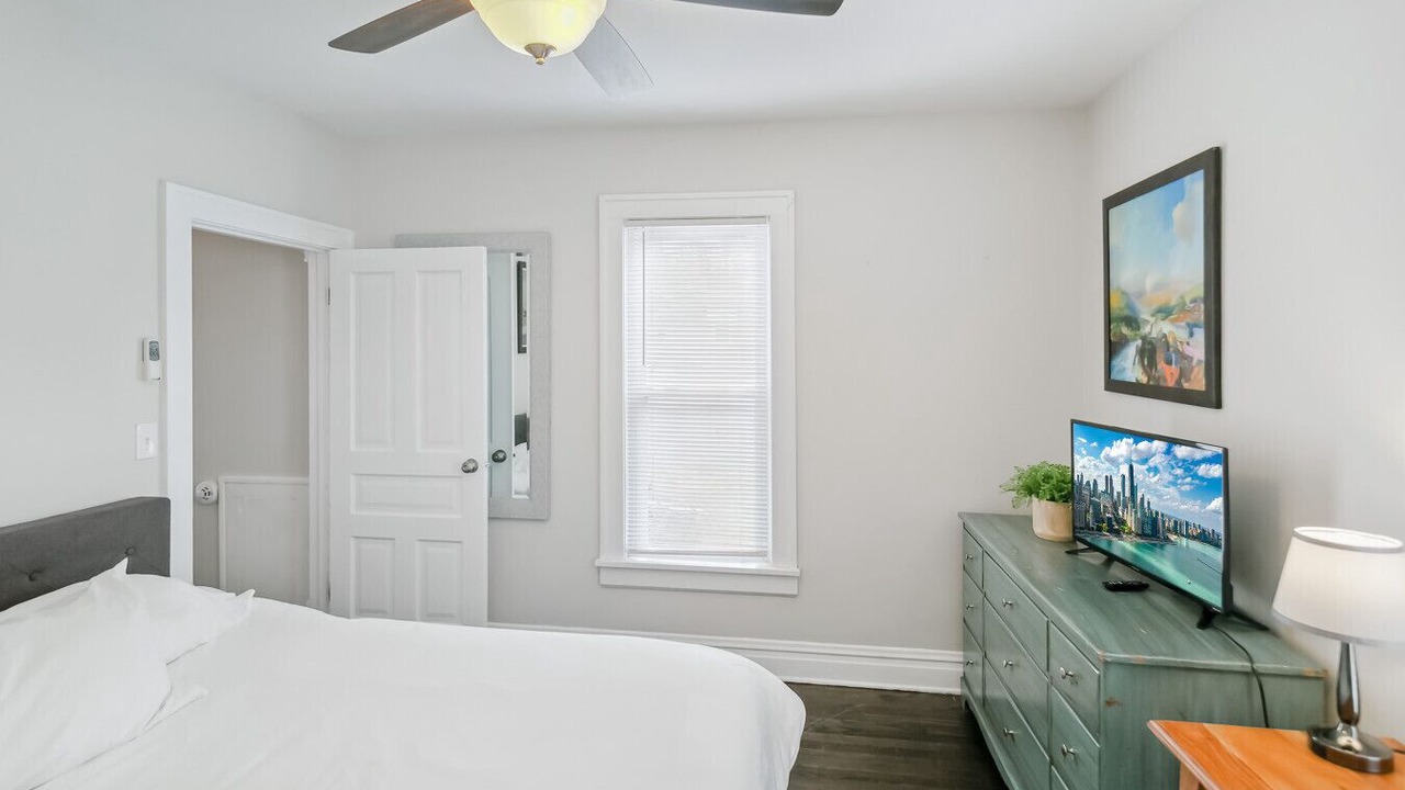 Photo of Bedroom in Libertyville
