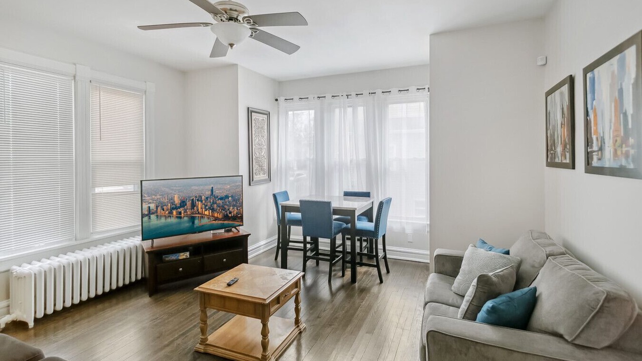 Photo of Livingroom in Libertyville