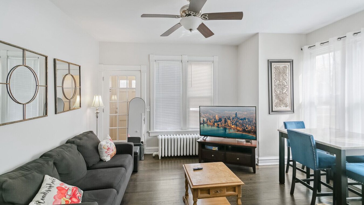 Photo of Livingroom in Libertyville