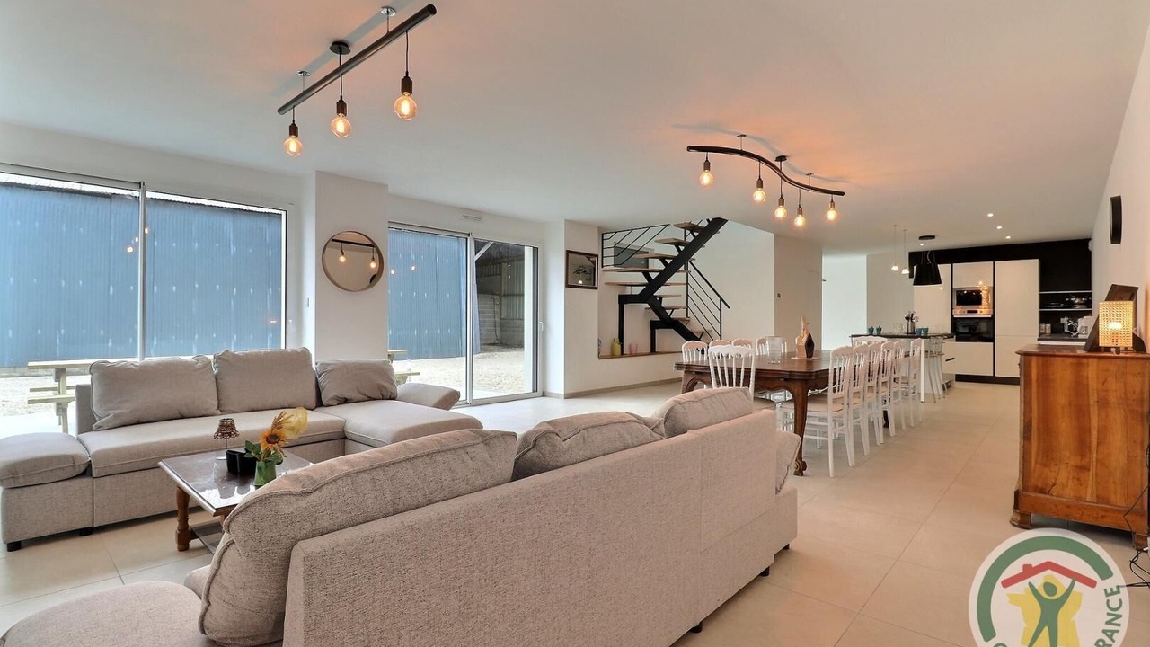 Photo of Others in Parce