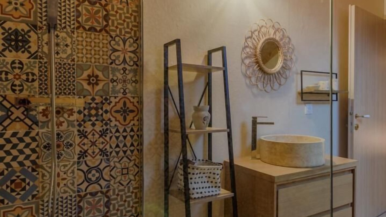 Photo of Bathroom in Saint-Pierre-de-Genebroz