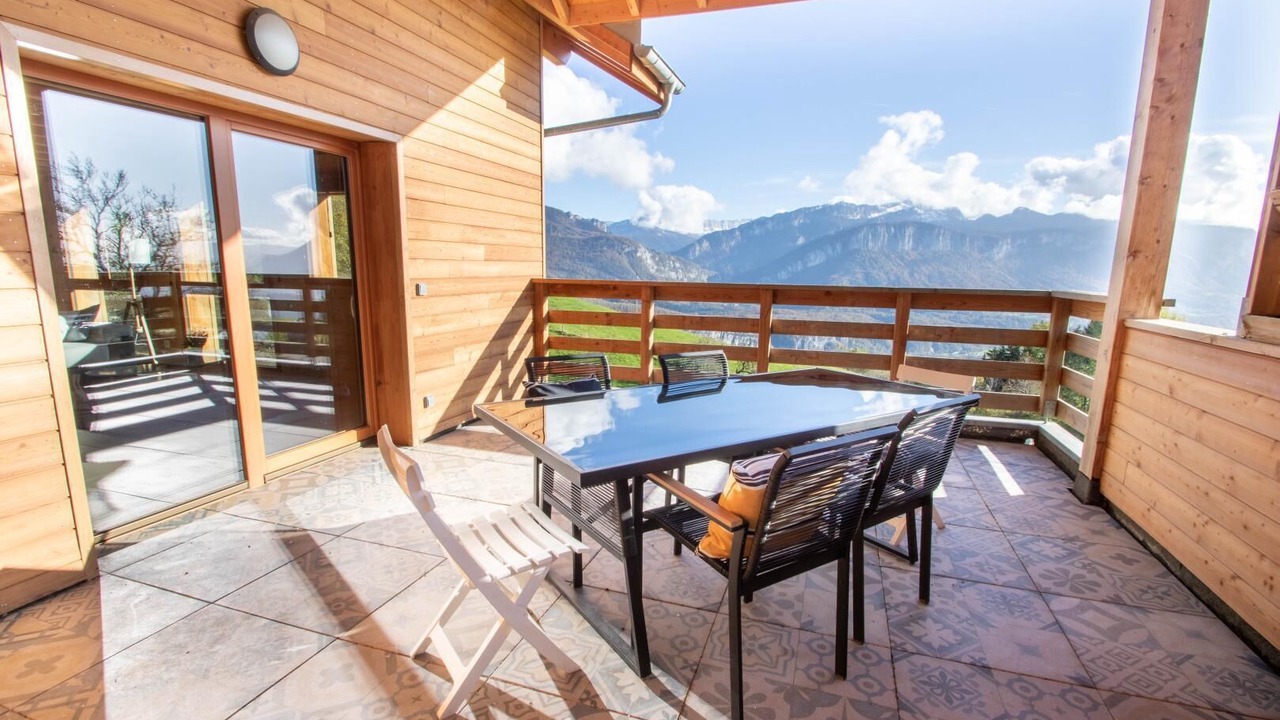 Photo of Outdoor in Saint-Pierre-de-Genebroz