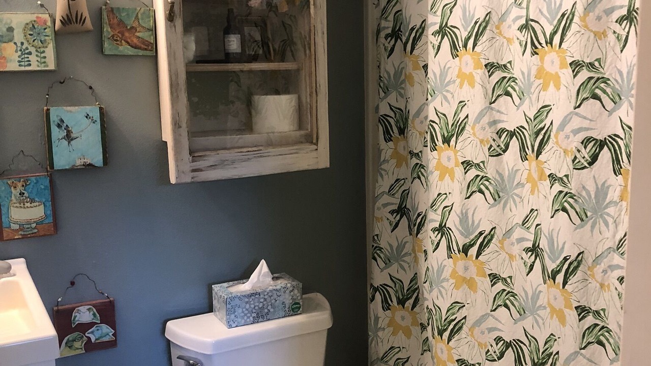 Photo of Bathroom in Talent