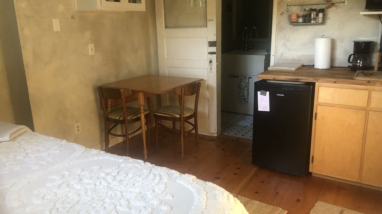 Photo of Bedroom in Talent