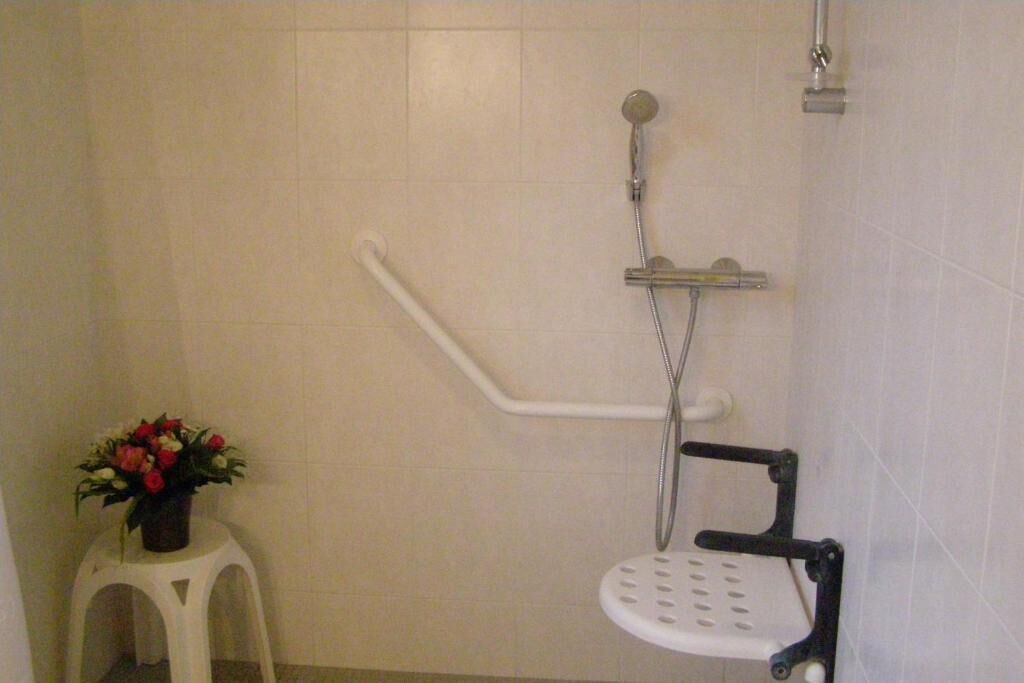 Photo of Bathroom in Asnelles